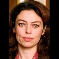 배우인 플로렌스 뮐러의 대표 이미지