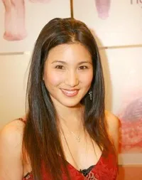 배우인 원자혜의 대표 이미지