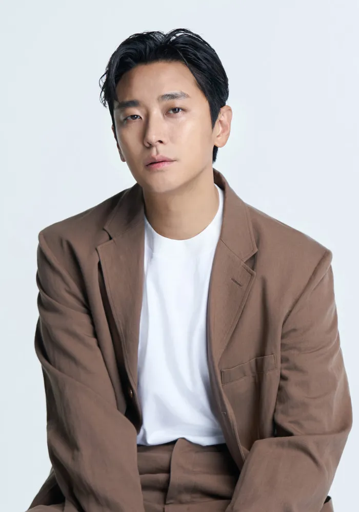 탤런트, 영화배우인 주지훈의 대표 이미지