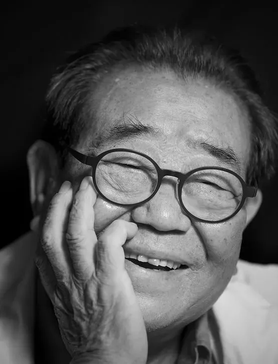 방송인인 송해의 대표 이미지