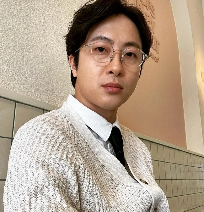 방송인인 전형윤의 대표 이미지